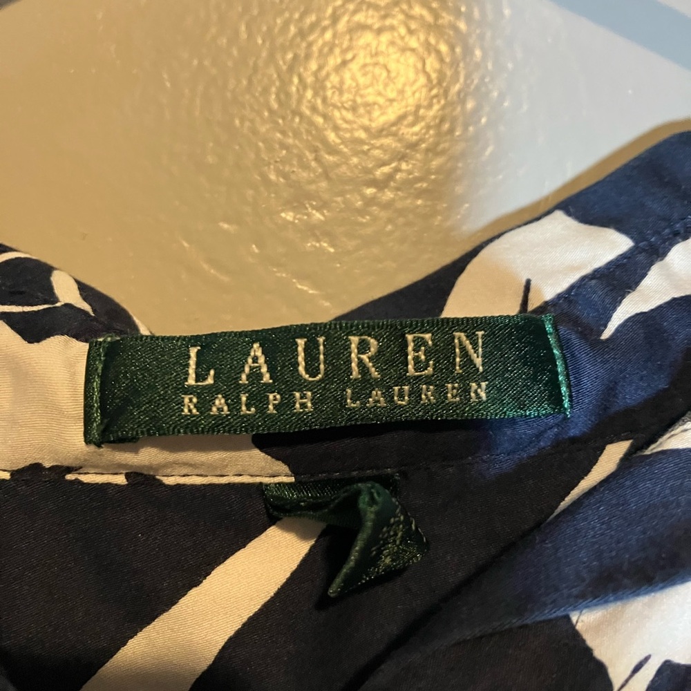 Ralph Lauren black and White Floral Blouse - Picture 3 of 4